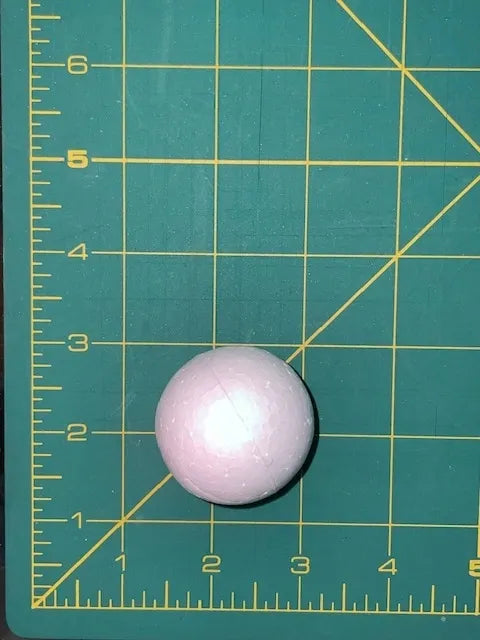 Boîte de 8 boules de polystyrène de tailles différentes pour loisirs créatifs
