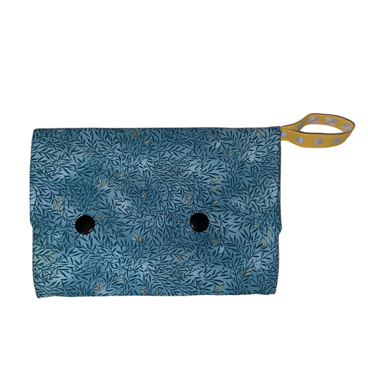 Pochette en coton à boutons